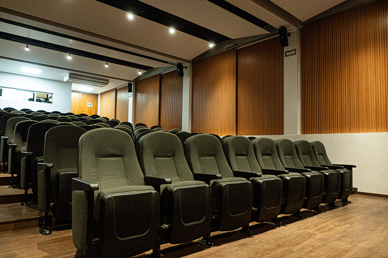 Auditorio Ingeniería bearq360